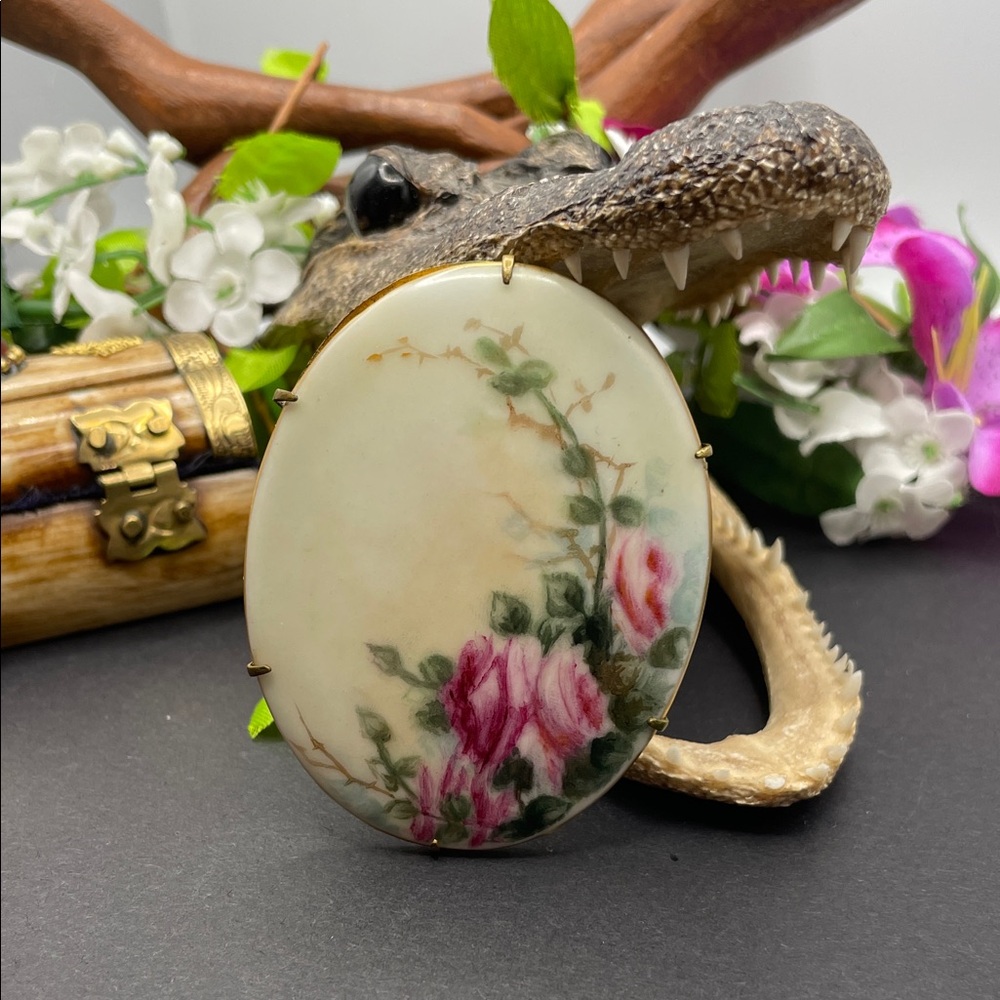 hand painted porcelain brooch antique